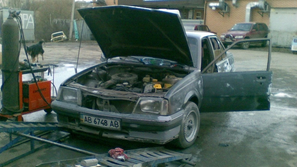 Opel Ascona (4) до ремонту