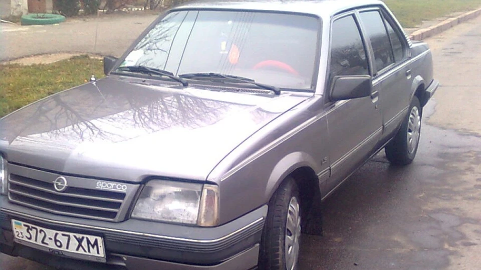 Opel Ascona (8-13) оригінал