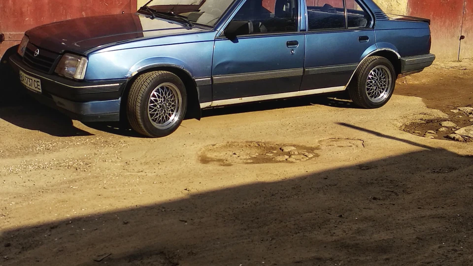Opel Ascona '88 Touring 2