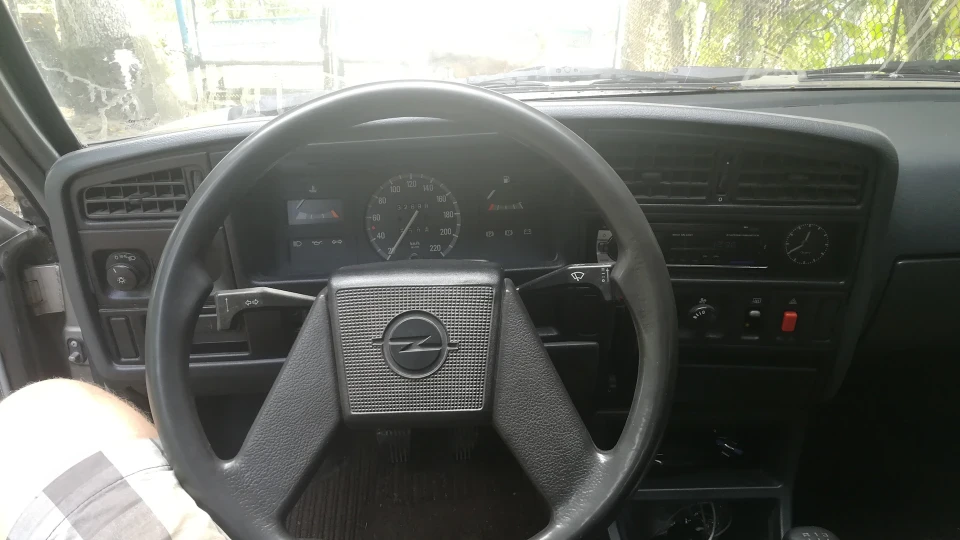 Opel Ascona Аська 4