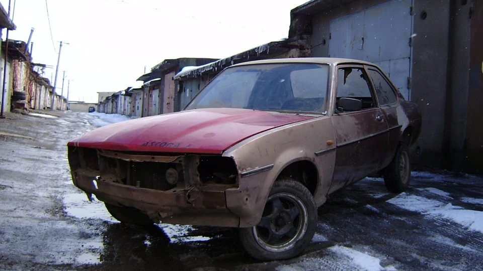 Opel Ascona (B) coupe 2