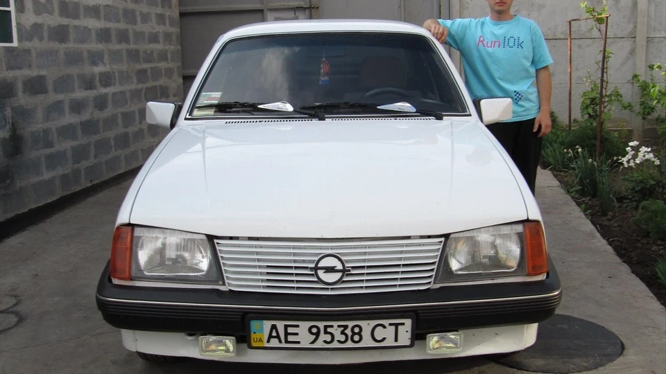 Opel Ascona Біла 202, 1.6D 3