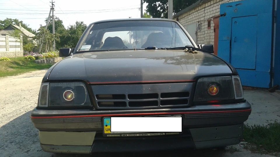 Opel Ascona "БТР"GT/sport 1.6s 90л.с 5