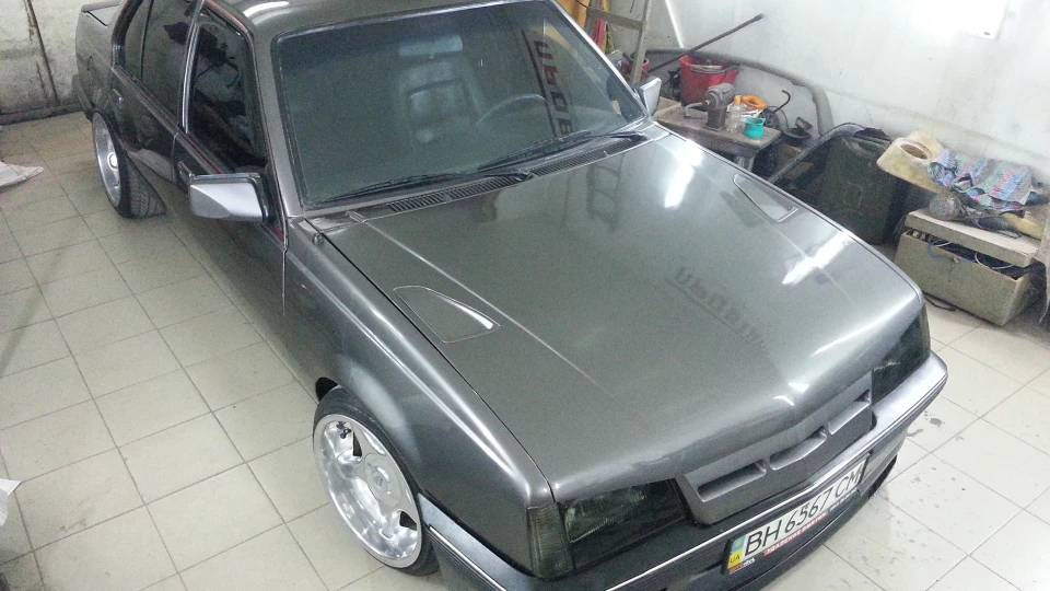 Opel Ascona C On AiR 4