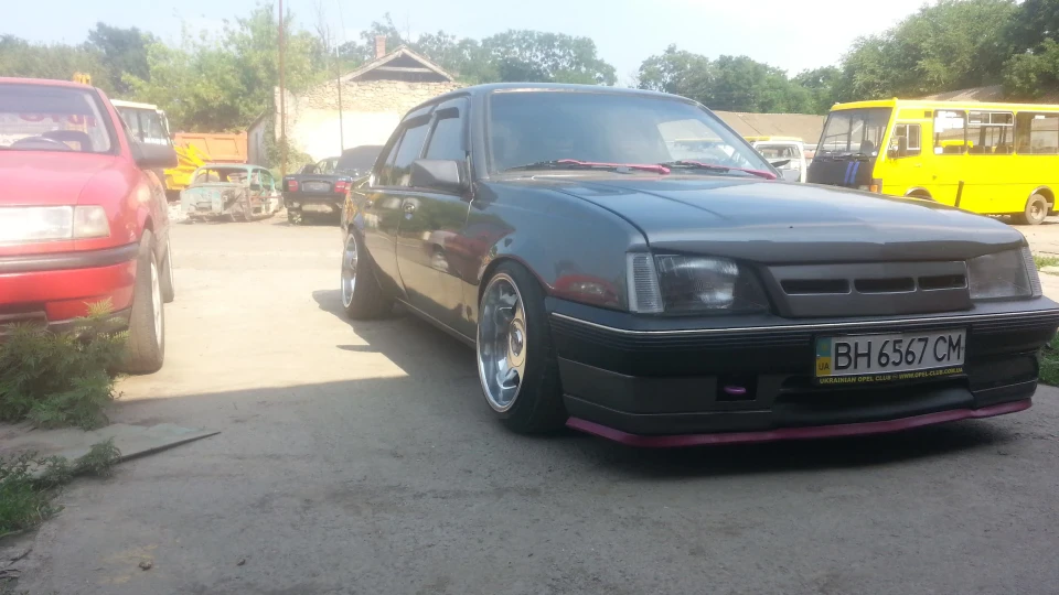 Opel Ascona C On AiR 5