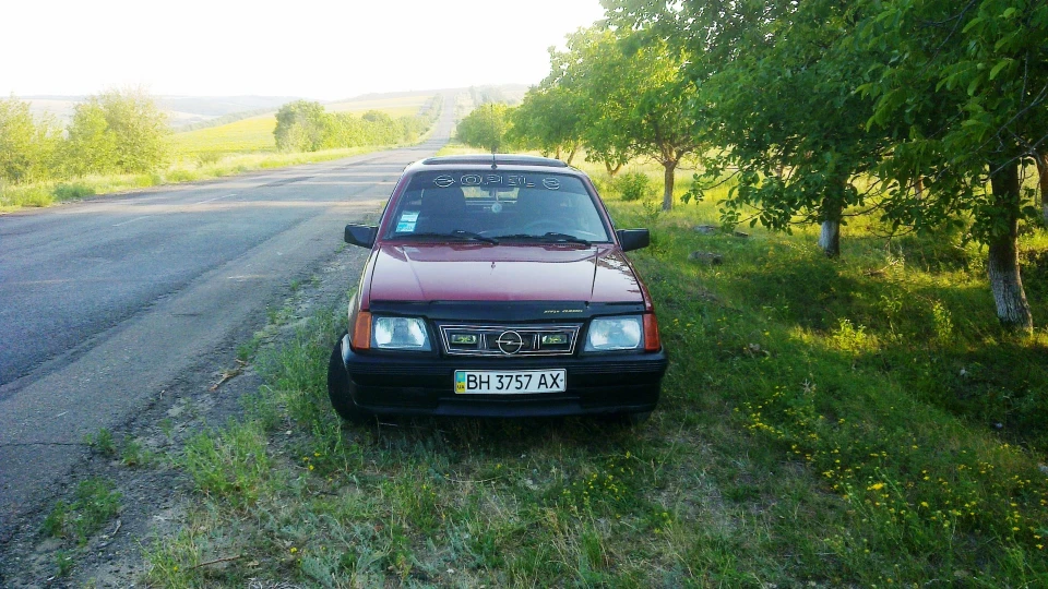 Opel Ascona C18NE 3