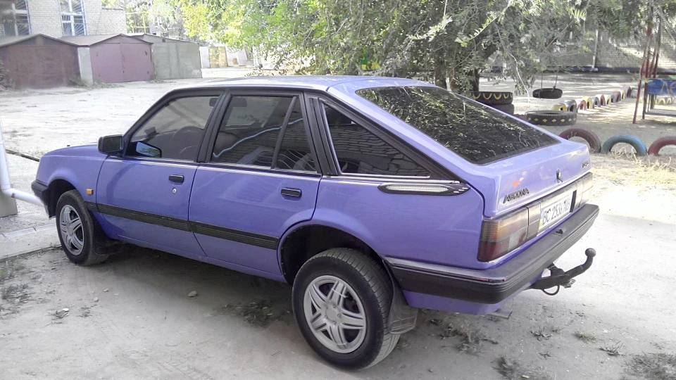 Opel Ascona C20NE 4