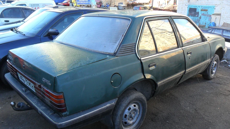 Opel Ascona C20ne 4