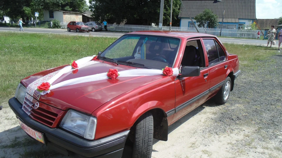 Opel Ascona e16nz 3