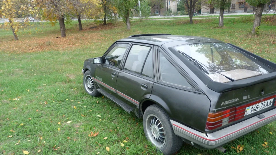 Opel Ascona GT 2