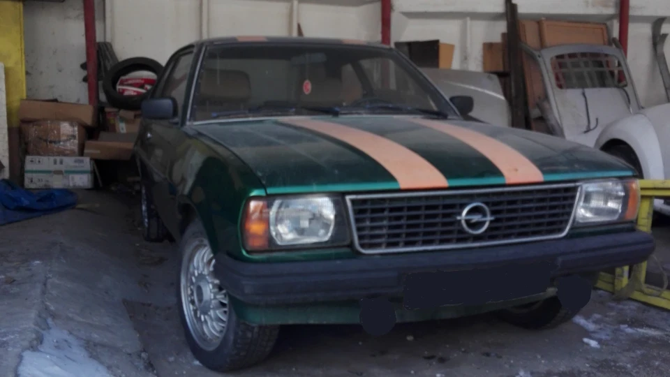 Opel Ascona купе 2.0 2