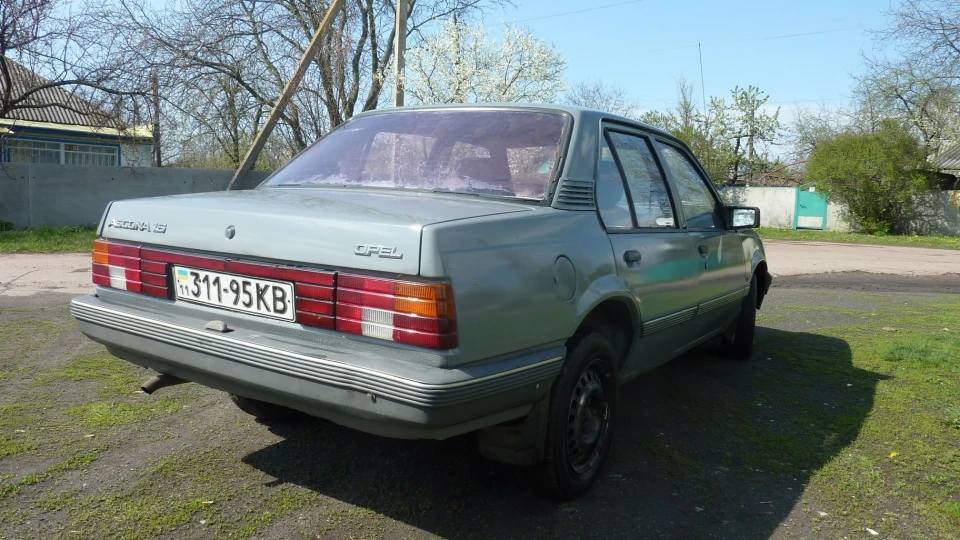 Opel Ascona K☢za-Dereza Russelsheim 2
