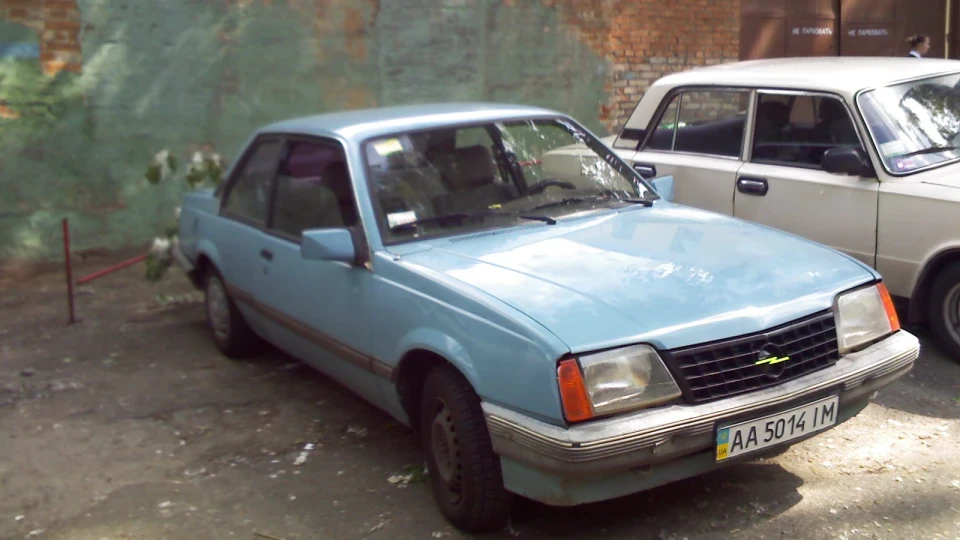 Opel Ascona Ластівка 2