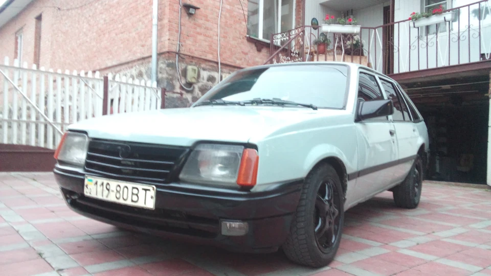 Opel Ascona машка 4