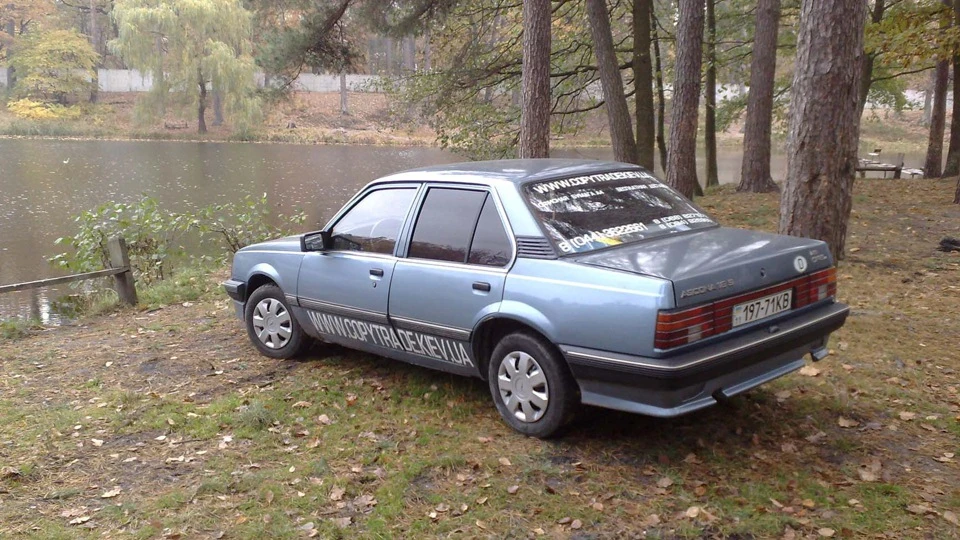 Opel Ascona моя перша 4