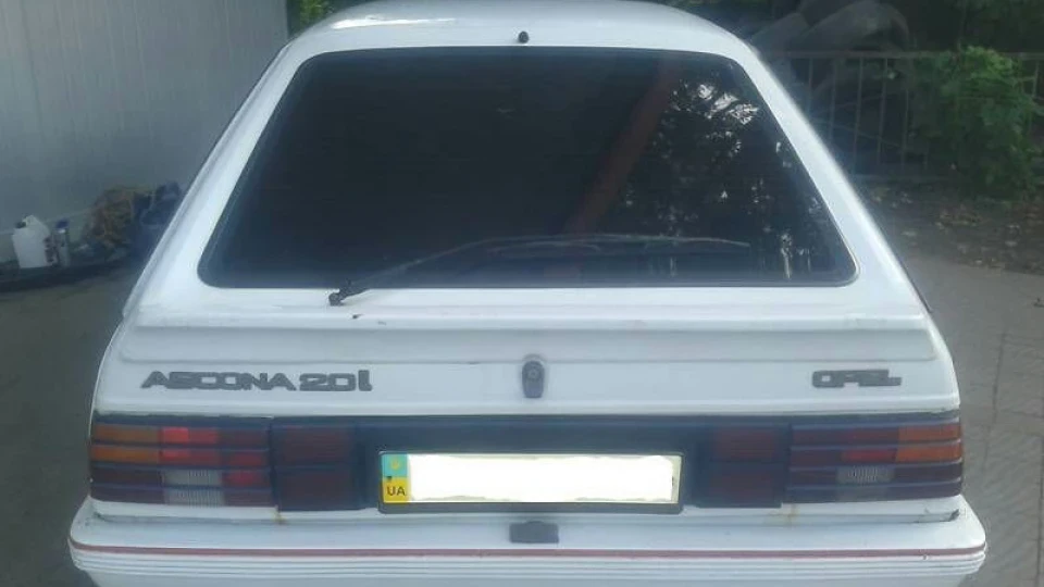 Opel Ascona майже ⎛⎛GT⎞⎞ evil blonde 2