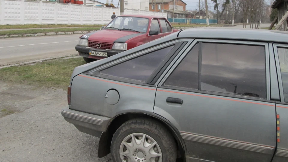 Opel Ascona Сіра МИшка 2