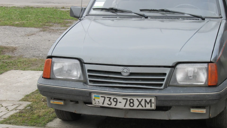 Opel Ascona Сіра МИшка 5