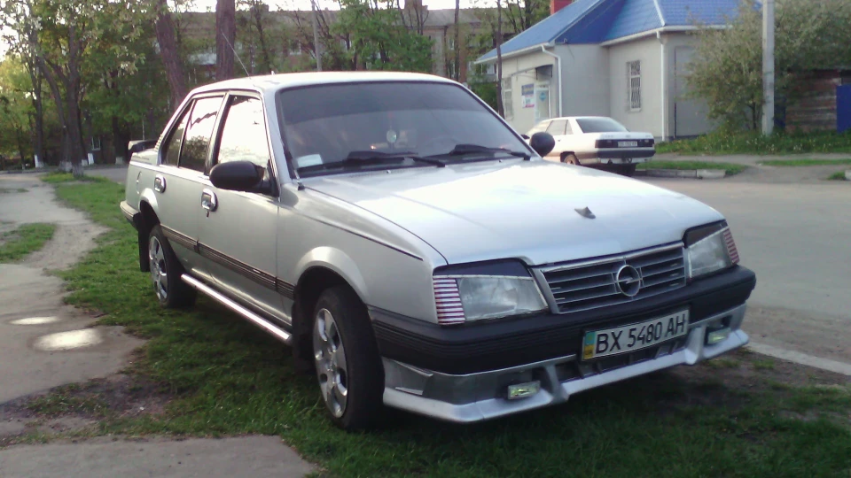 Opel Ascona Uk-Patriot