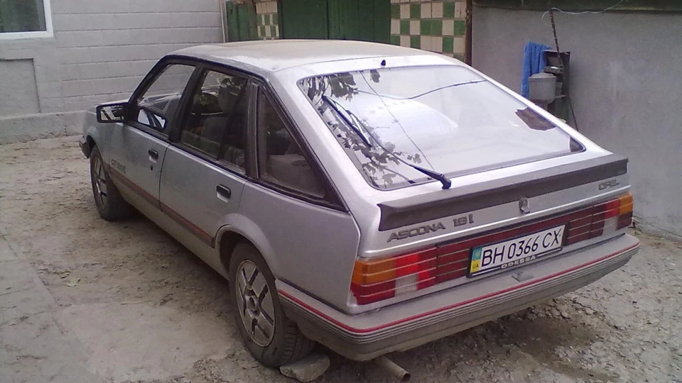 Opel Ascona Житі/Спорт 4