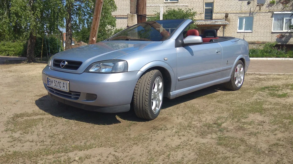 Opel Astra Cabrio 2