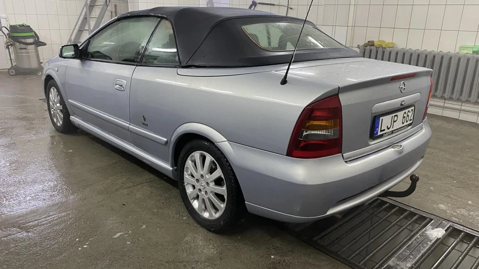 Opel Astra Cabrio 2