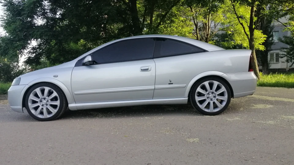 Opel Astra Coupe Bertone 2