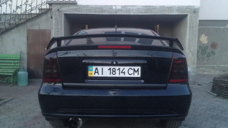 Opel Astra Coupe Bertone 3