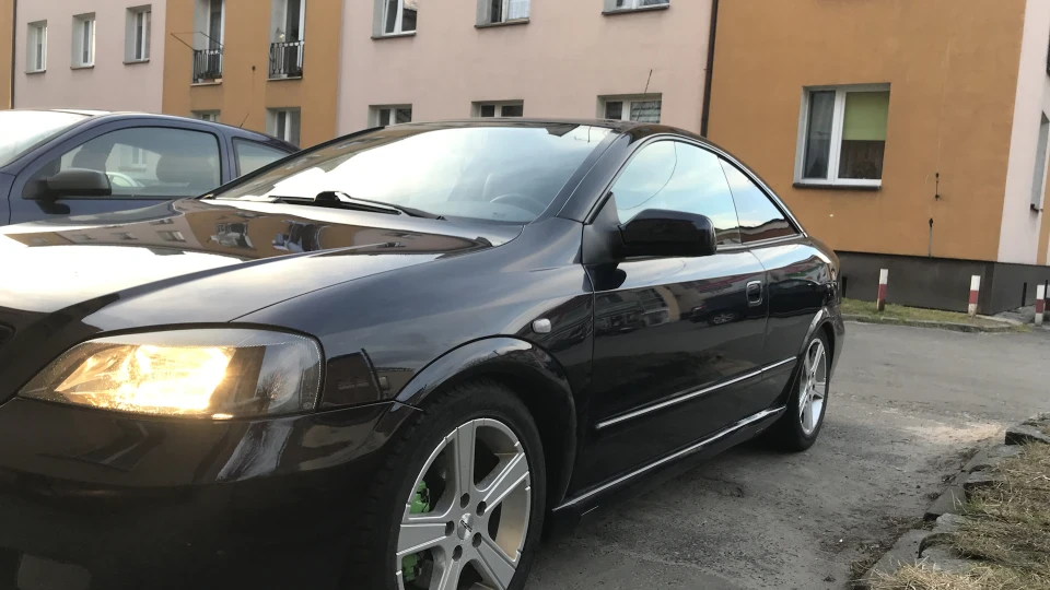 Opel Astra Coupe Bertone 2