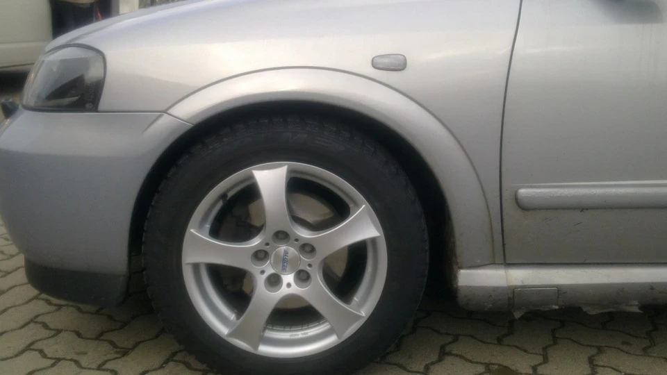 Opel Astra Coupe Bertone 4