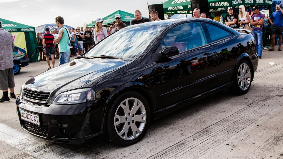 Opel Astra Coupe Bertone OPC killer