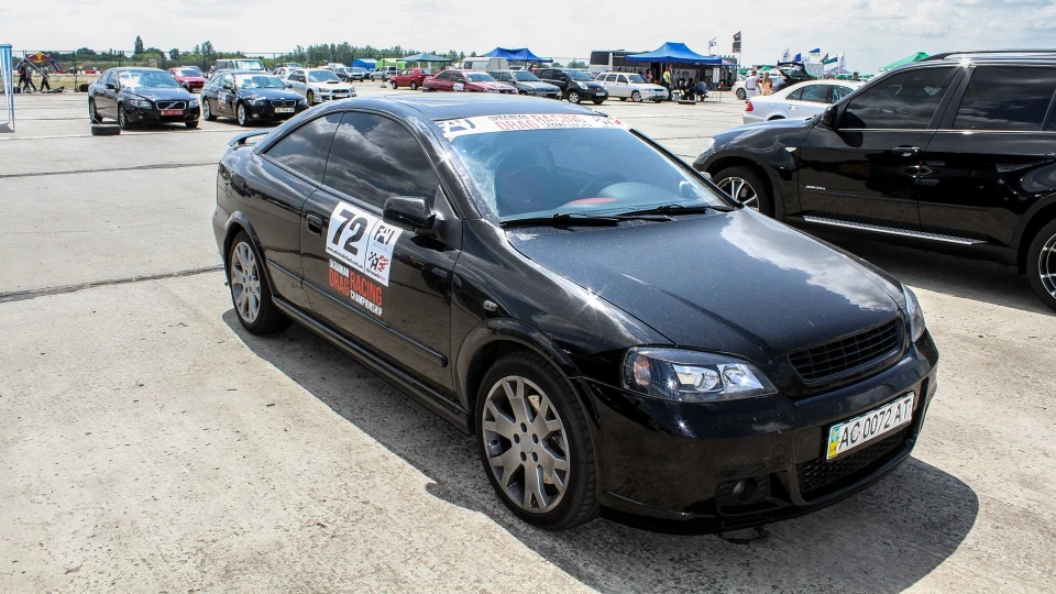 Opel Astra Coupe Bertone OPC killer 5