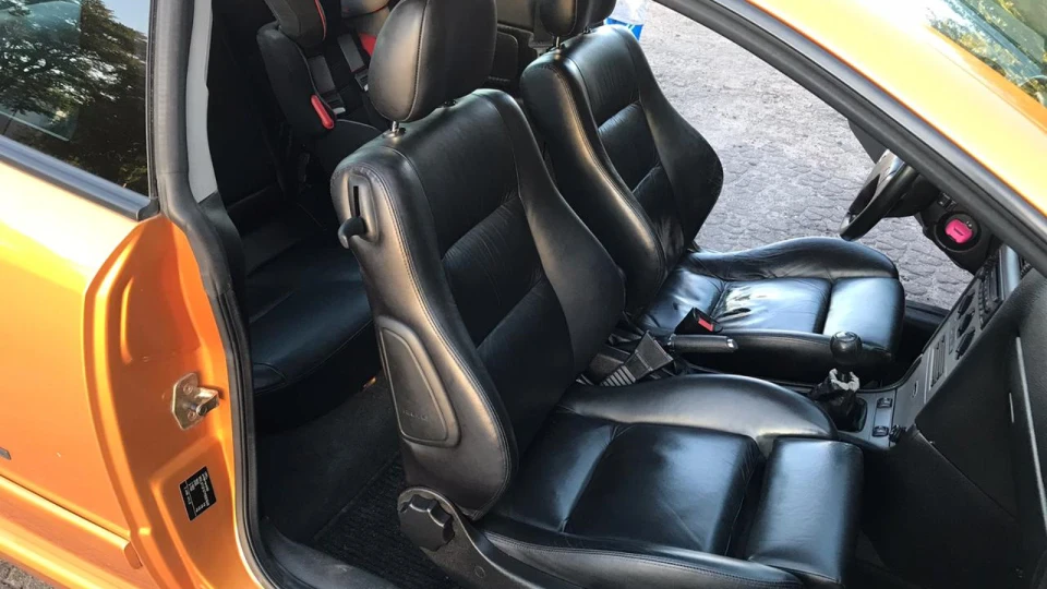 Opel Astra Coupe Bertone X18XE1 2