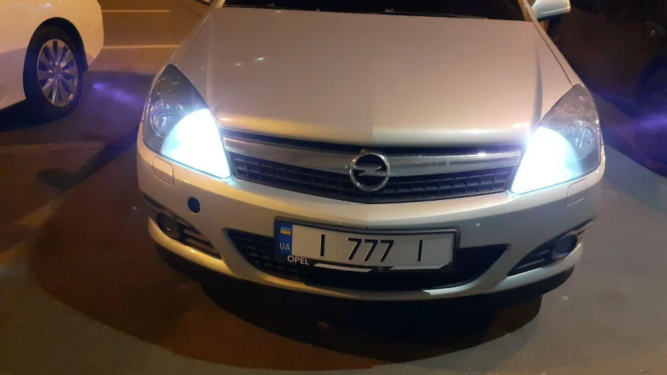 Opel Astra GTC 2
