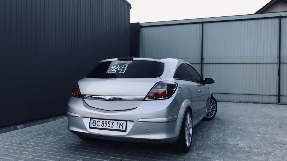Opel Astra GTC