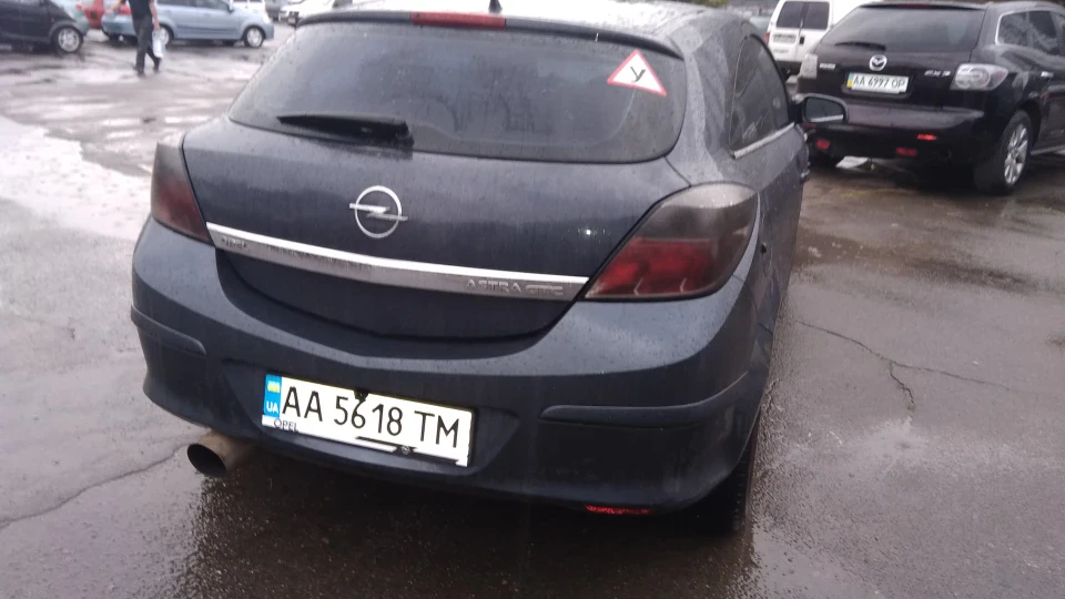 Opel Astra GTC 3