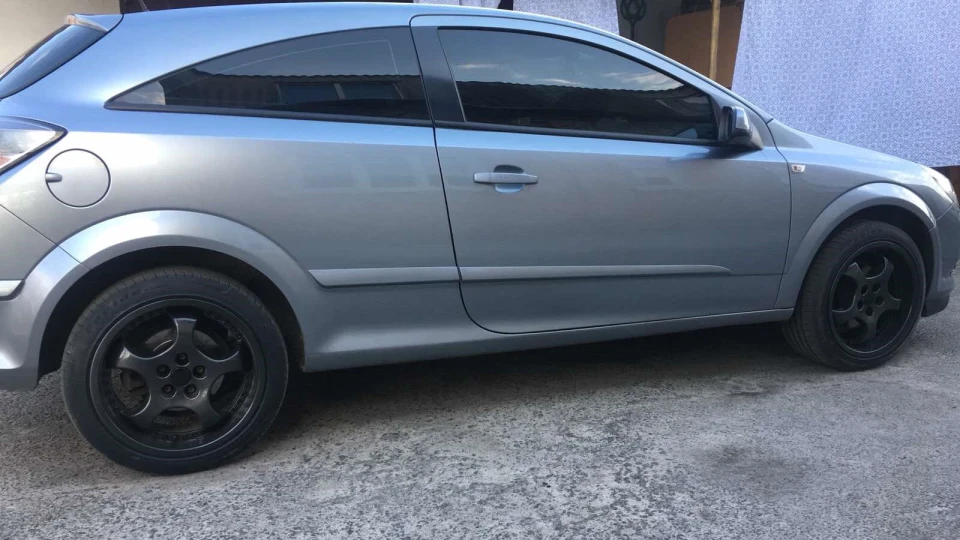 Opel Astra GTC ⭐️⭐️⭐️⭐️⭐️ 2