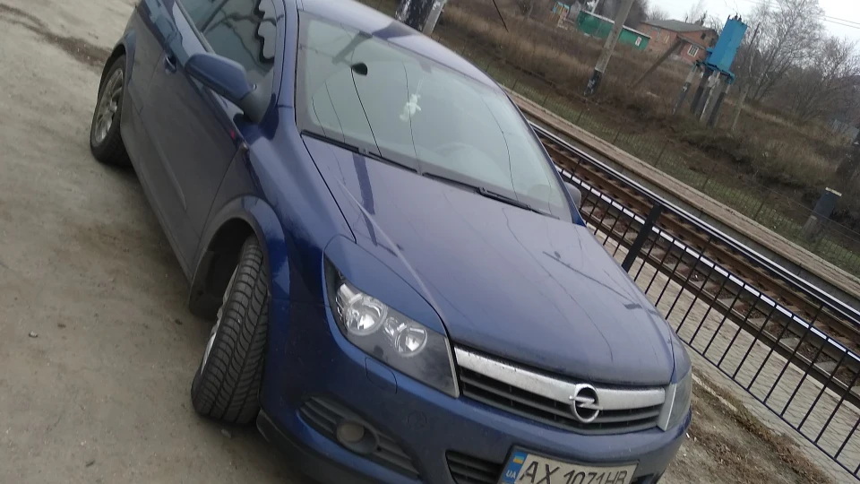 Opel Astra GTC 140 злих німецьких єнотів 5