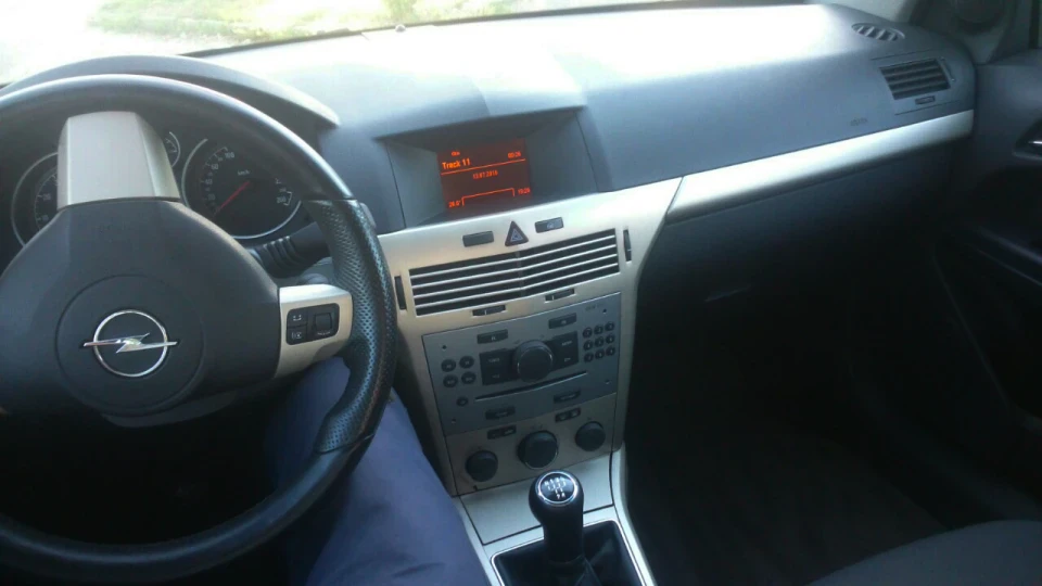 Opel Astra GTC 1.8