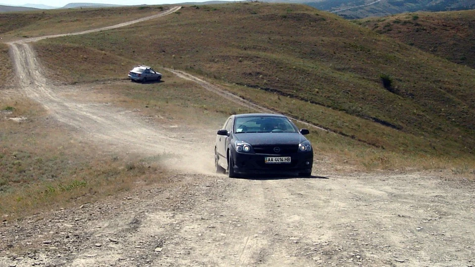 Opel Astra GTC 1.8 2