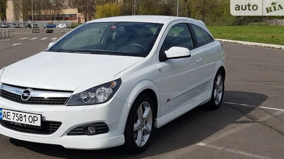Opel Astra GTC 🐿БІЛКА🐿