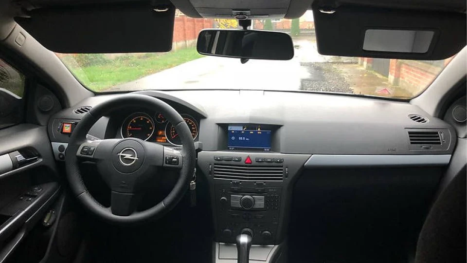 Opel Astra GTC дизель на автоматі 4