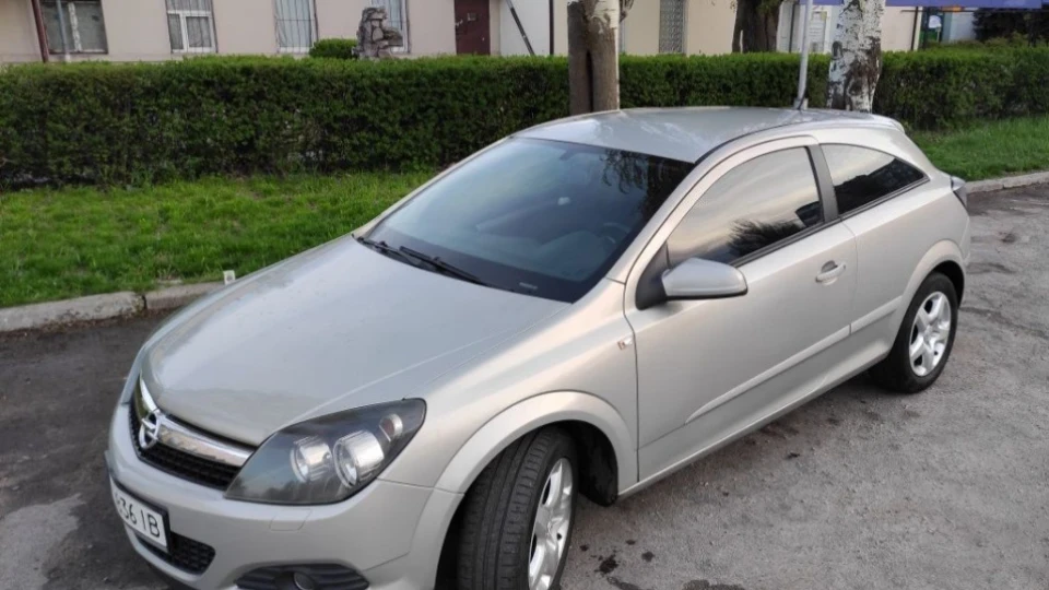 Opel Astra GTC Міський Піжон 5