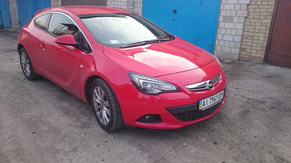Opel Astra GTC "JC" 4