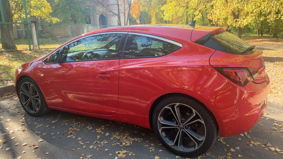 Opel Astra GTC Миша 3