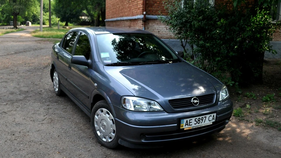 Opel Astra 2