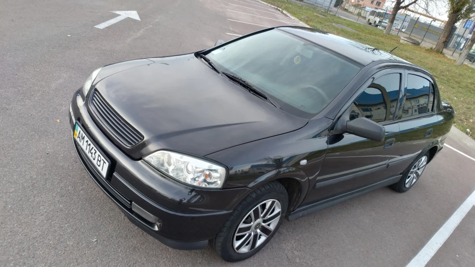 Opel Astra 4