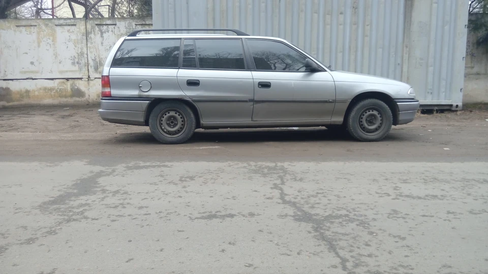 Opel Astra 2