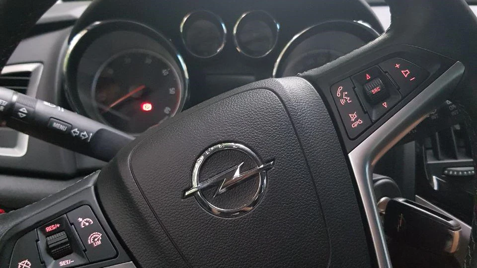 Opel Astra 5