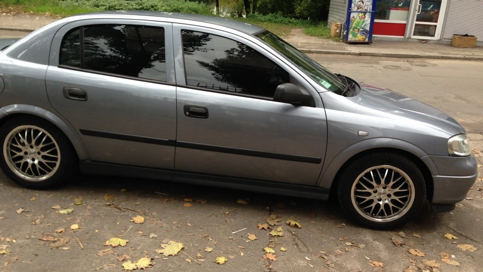 Opel Astra 4